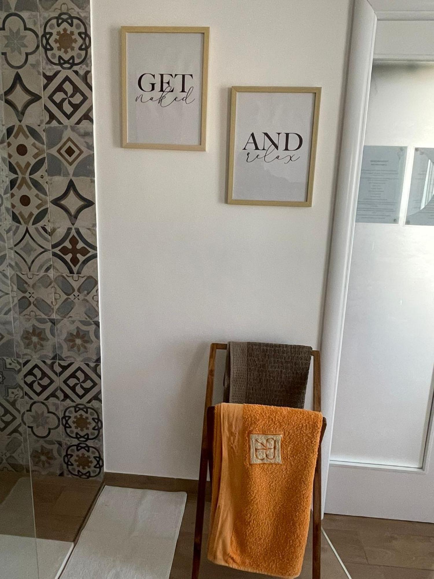Wanderlust House Hotel บารี ภายนอก รูปภาพ